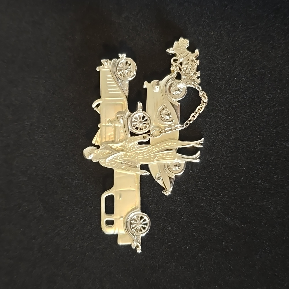 VINTAGE ART DECO 1940'S BROOCH/PIN